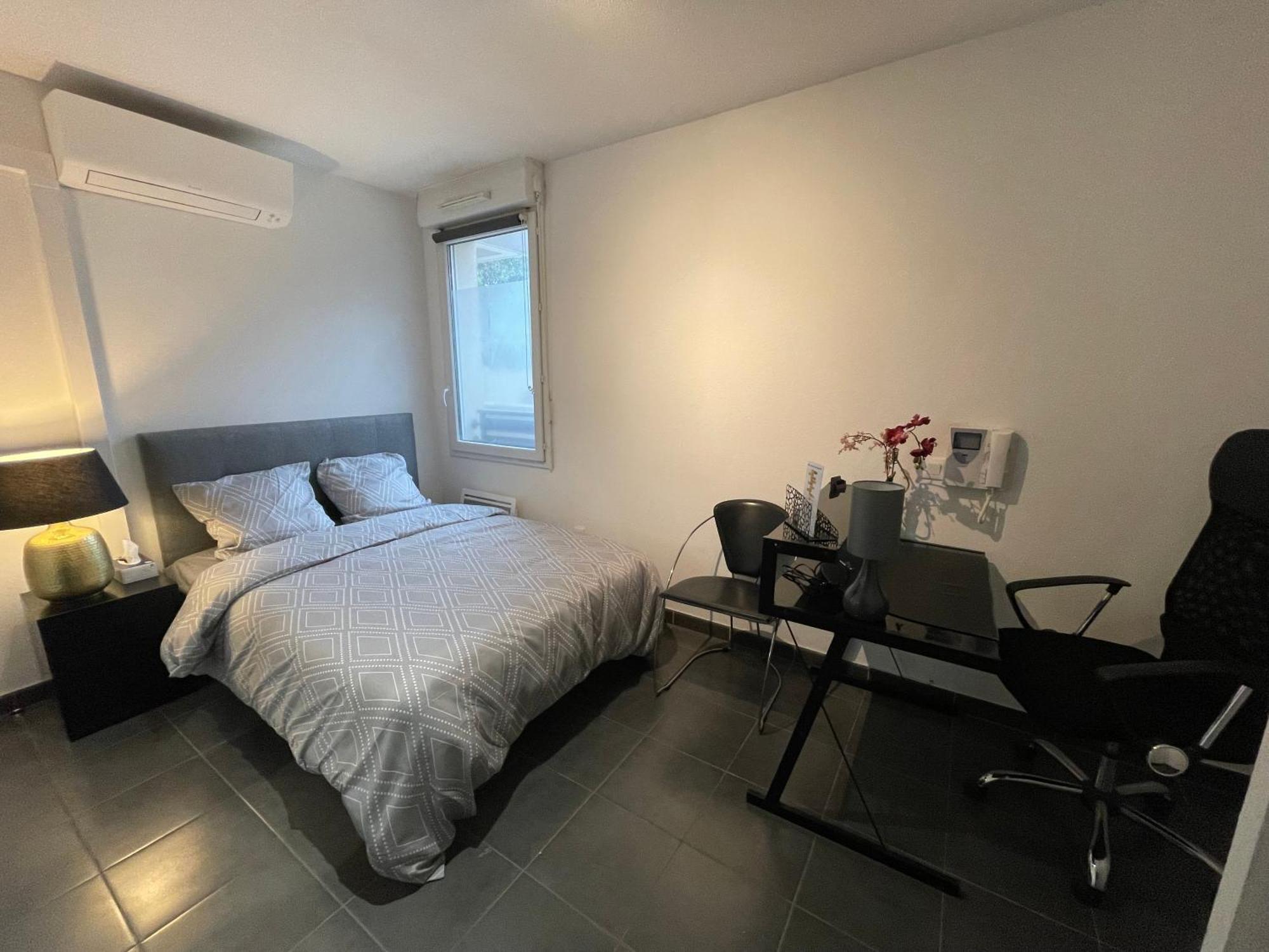 Appartement F2 Neuf Mauguio Exteriér fotografie
